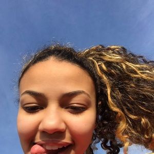 Meet your Posher, Savannah